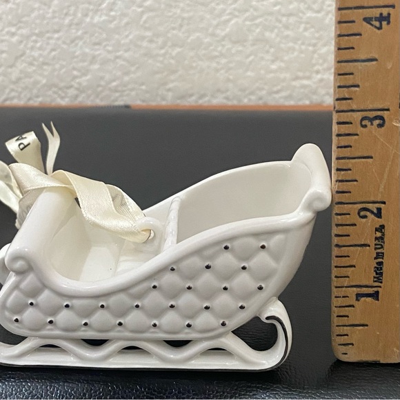 2014 PANDORA Santa’s Sleigh Holiday Christmas Ornament - Picture 11 of 15